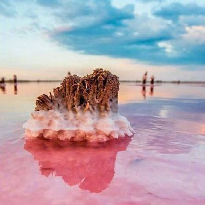 成都千里驰援西藏地震灾区1000套装配板房连夜进藏