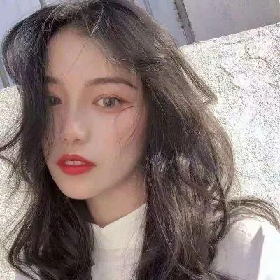 小黄猫老夫子白莲花入口