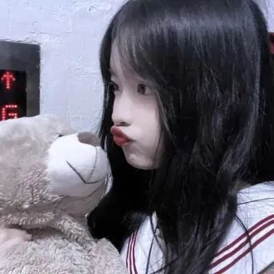 孙茜含泪拥抱孙俪